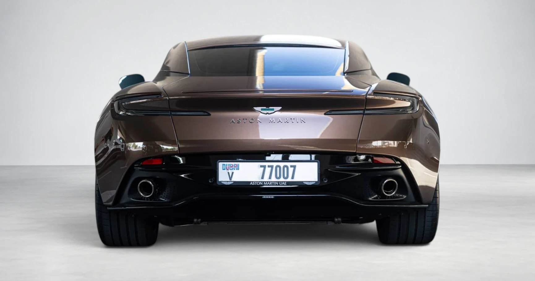 Aston Martin DB12 Bronze - View 5