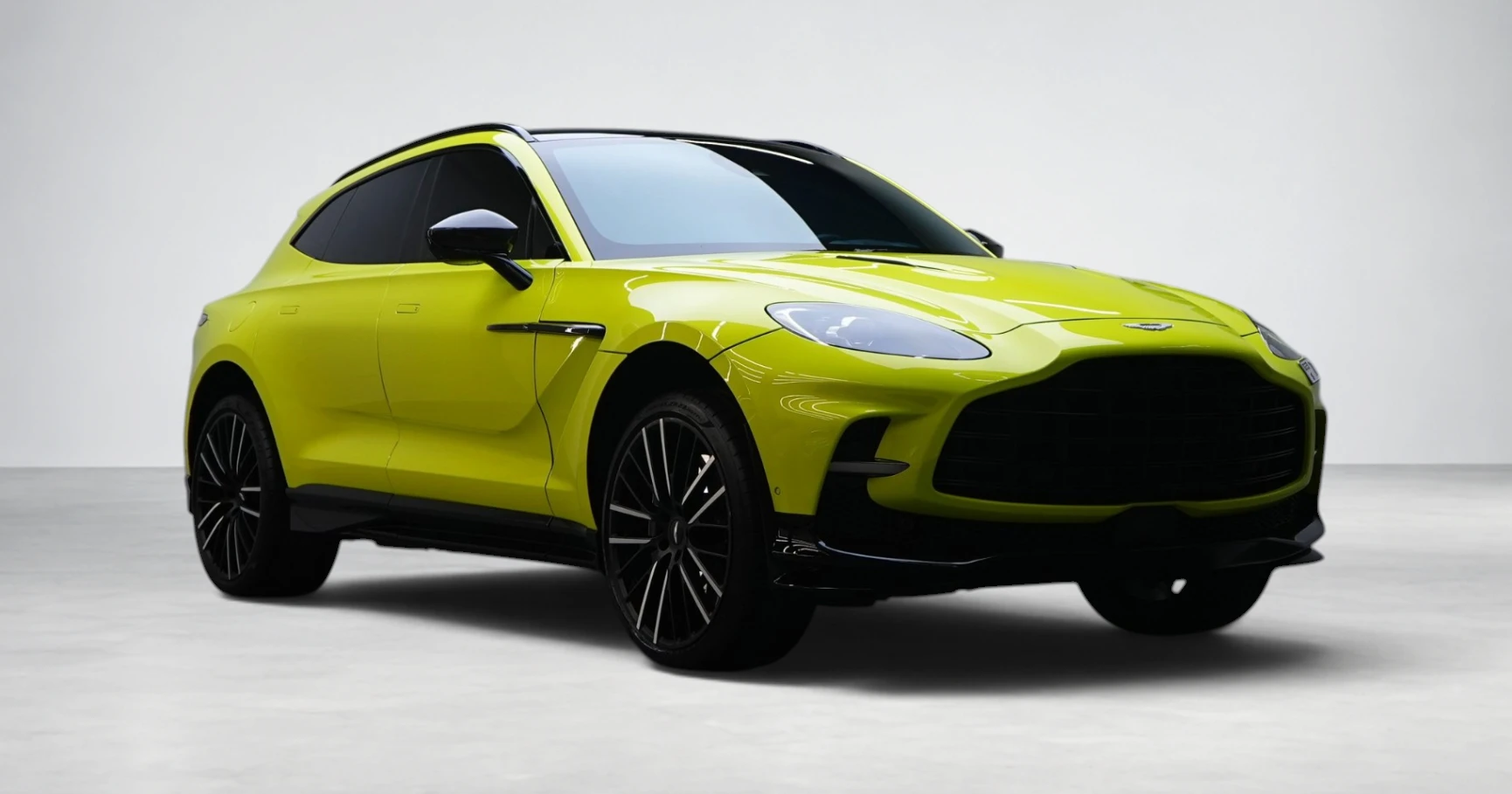 Aston Martin DBX707 Lime Yellow - View 2