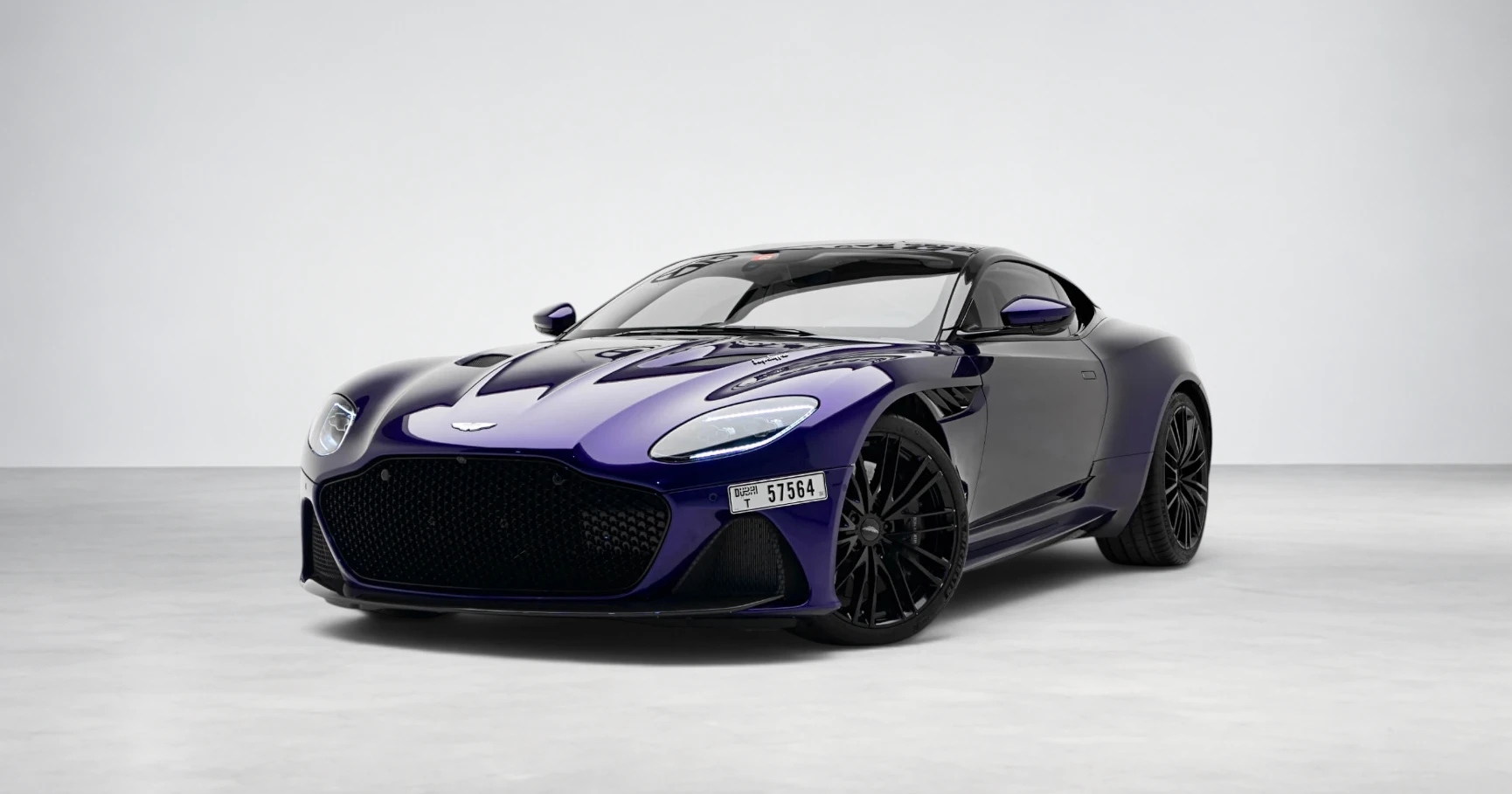 Aston Martin DBS Superleggera Onyx Black View 1