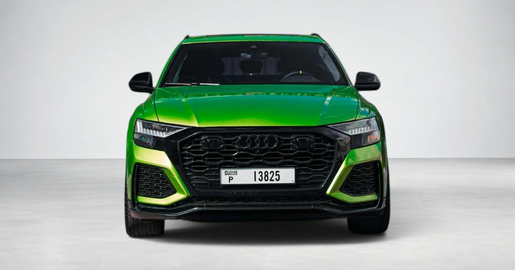 اجاره Audi RS Q8 Green در دبی – تصویر 2