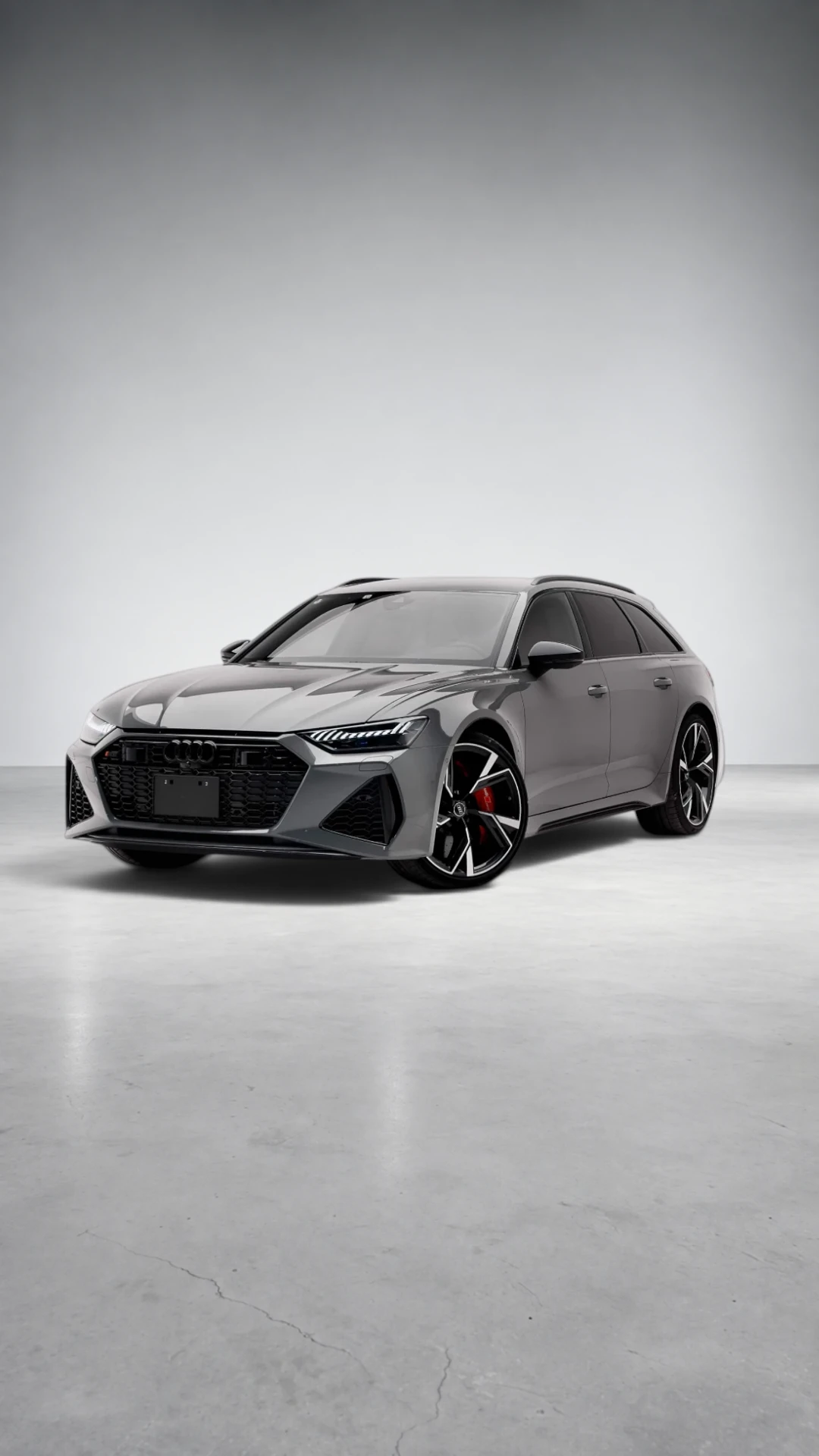 Audi RS6 Avant — Nardo Grey in Dubai