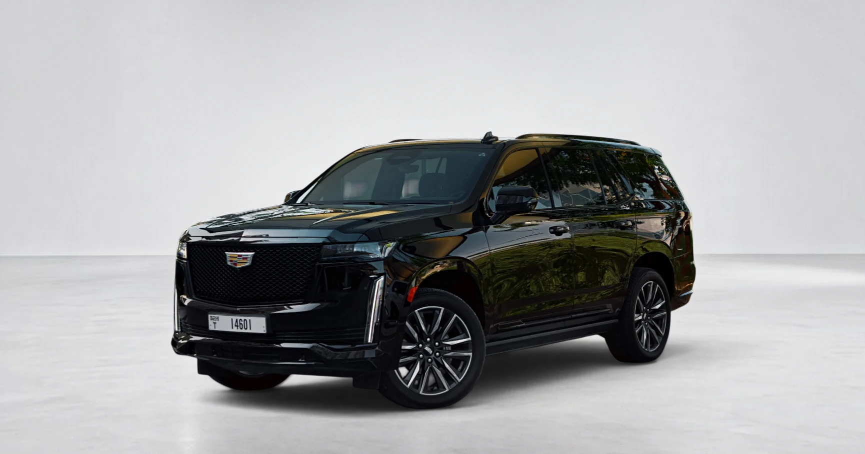 Cadillac Escalade Sport Luxury — Onyx Black - View 2