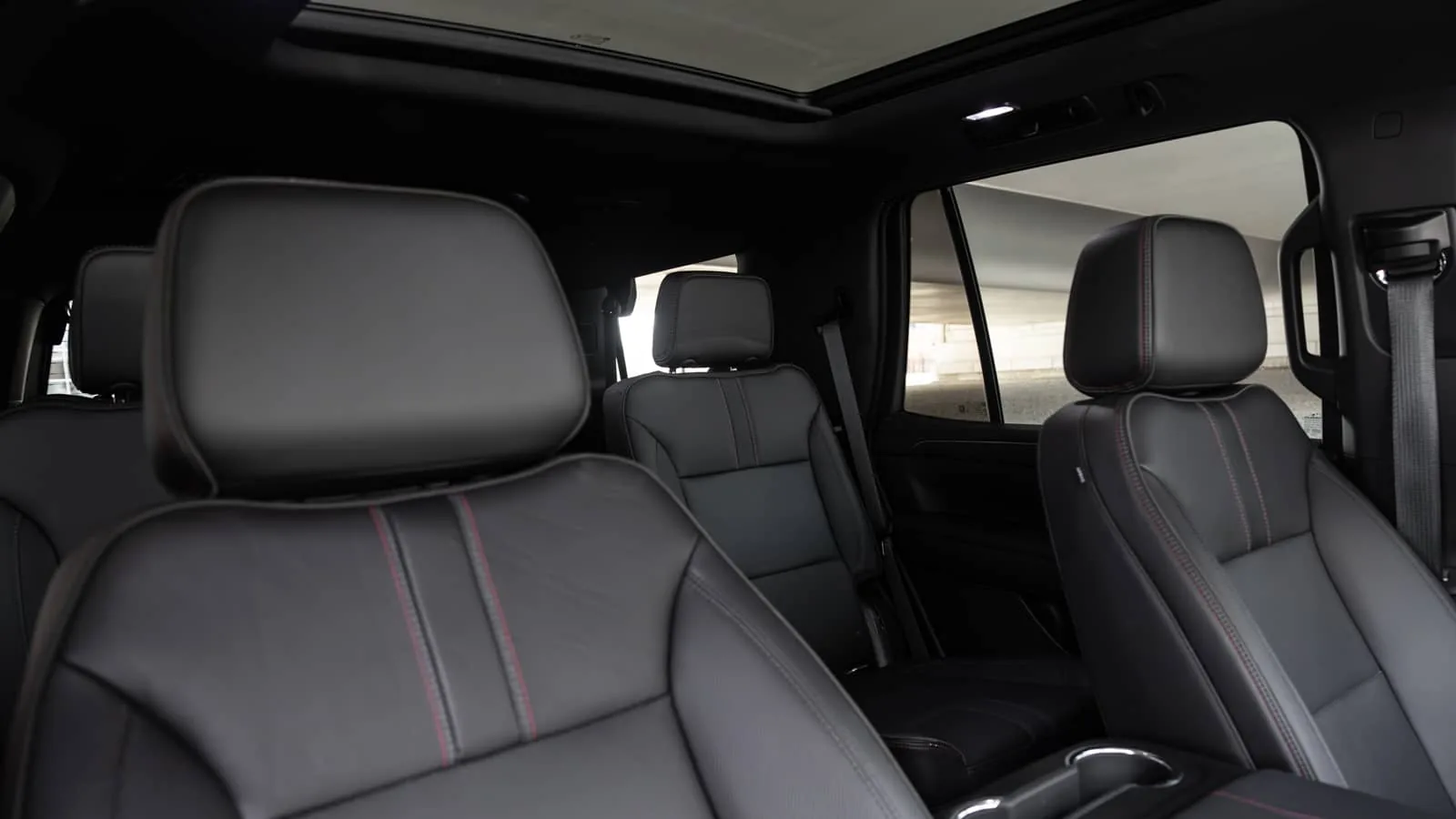 Chevrolet Tahoe RST Dark Grey - View 9