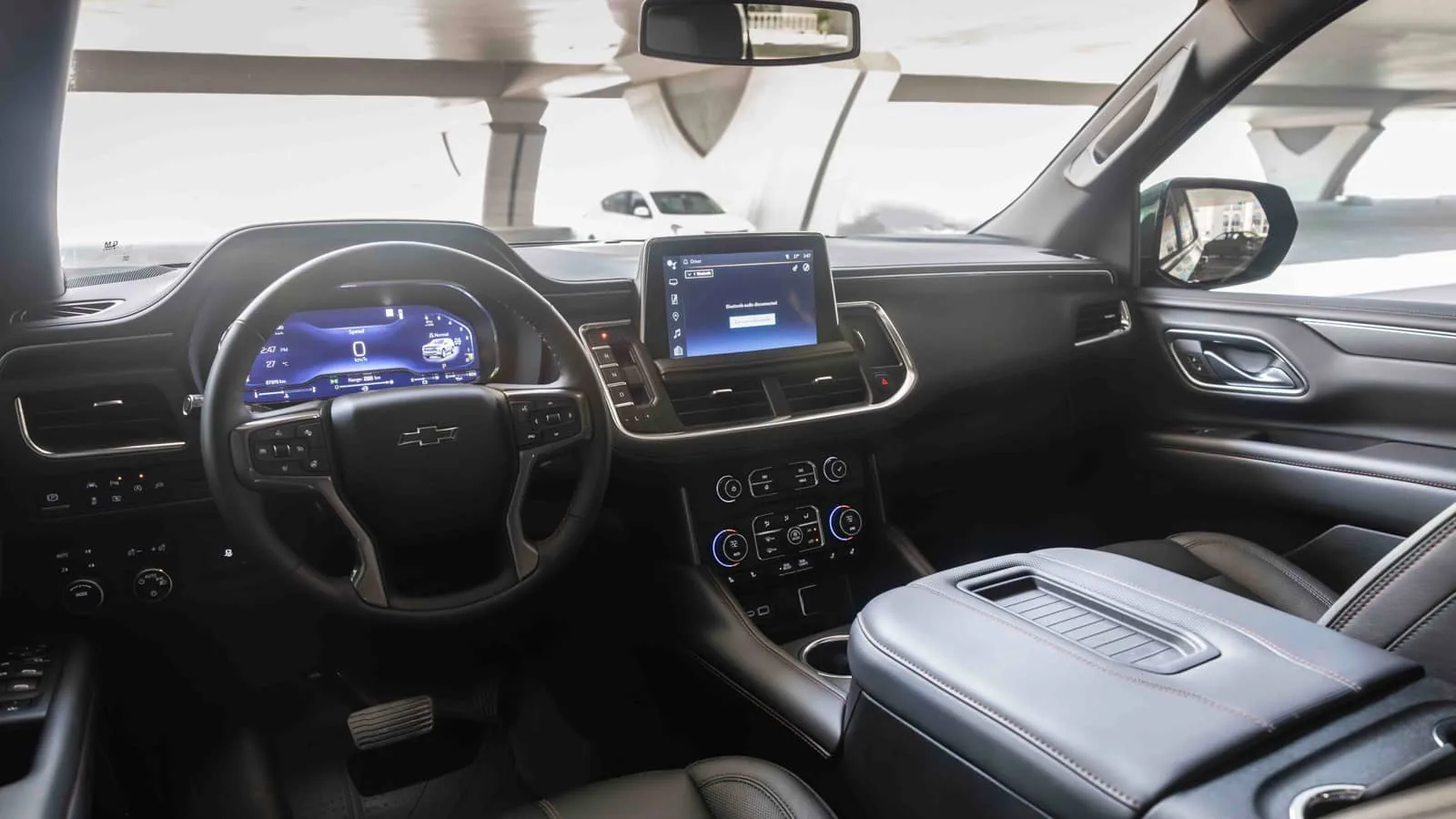 Chevrolet Tahoe RST Dark Grey - View 6