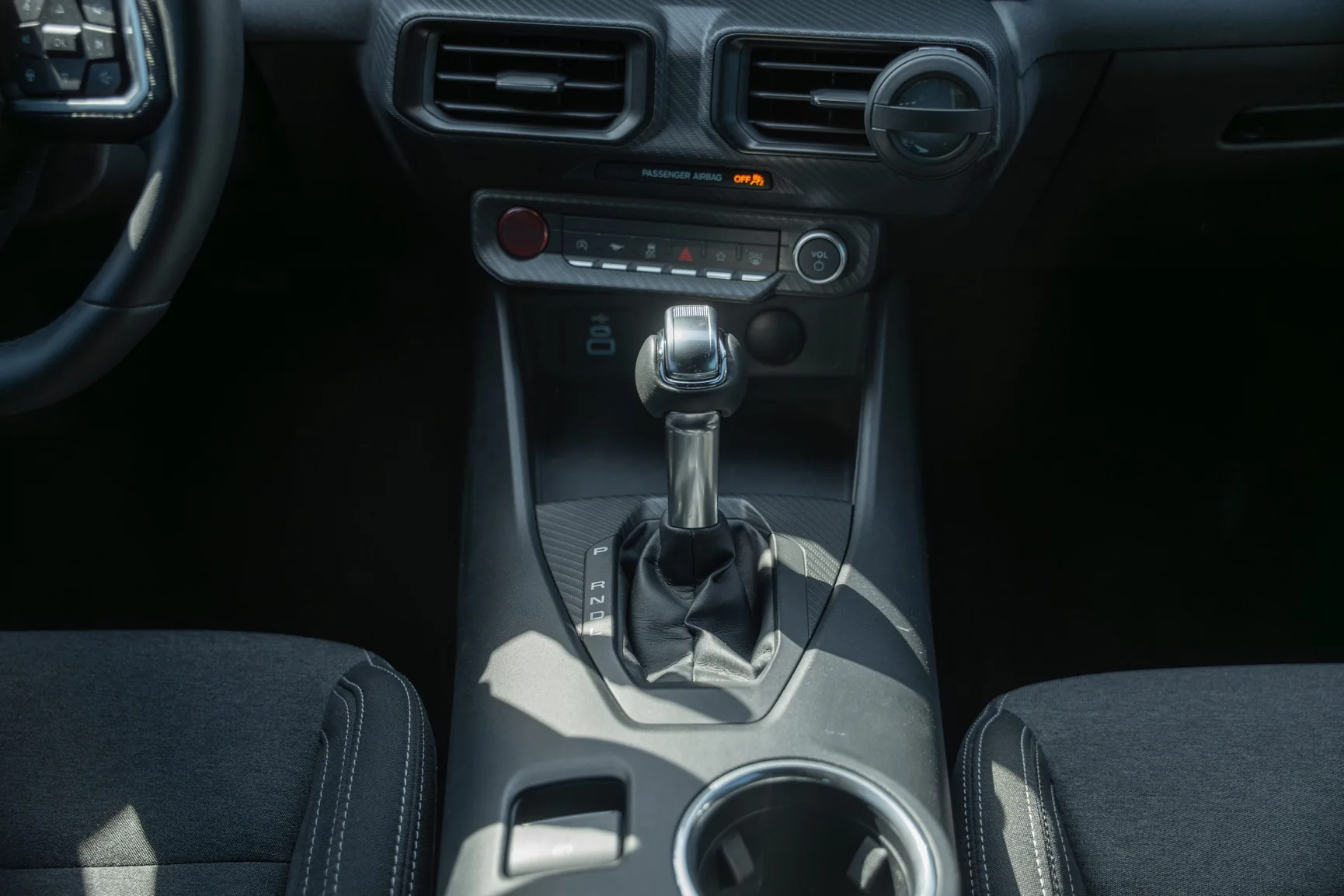 اجاره Ford Mustang EcoBoost Red در دبی – تصویر 6