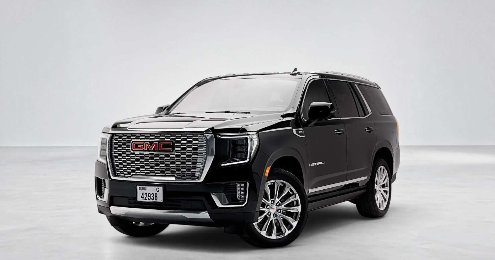 GMC Yukon Denali Luxury 7-Seater — Onyx Black - View 2