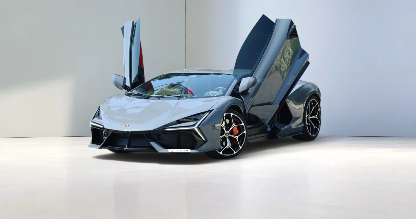 Lamborghini Lamborghini Revuelto Blue