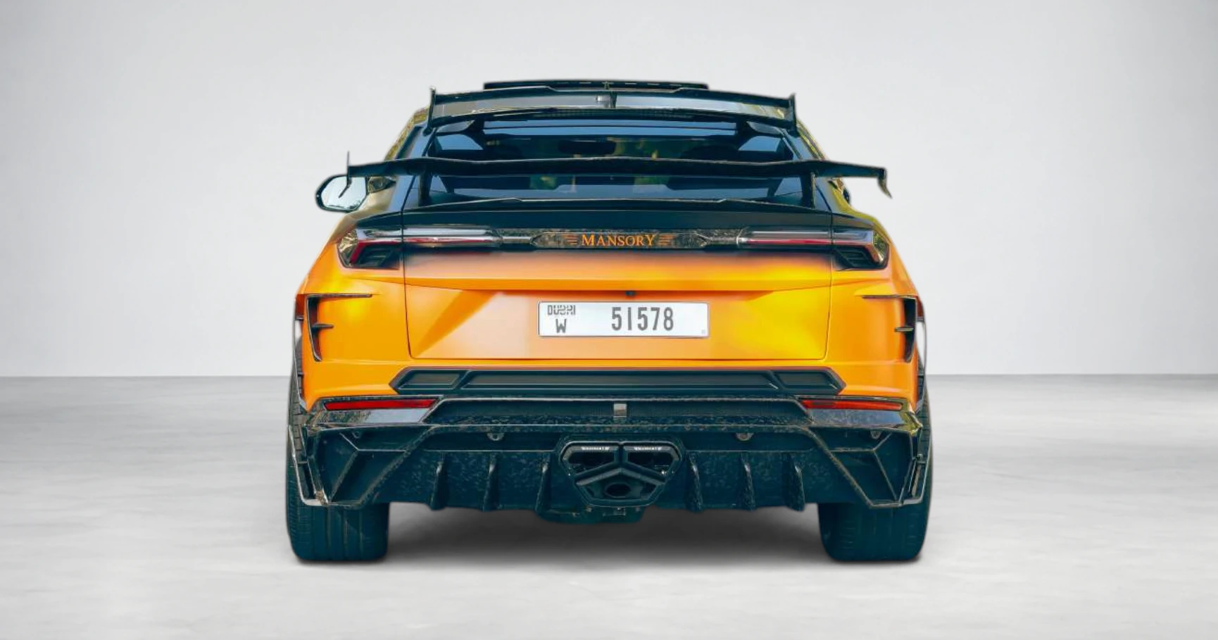 Lamborghini Urus Mansory Venatus Orange - View 3