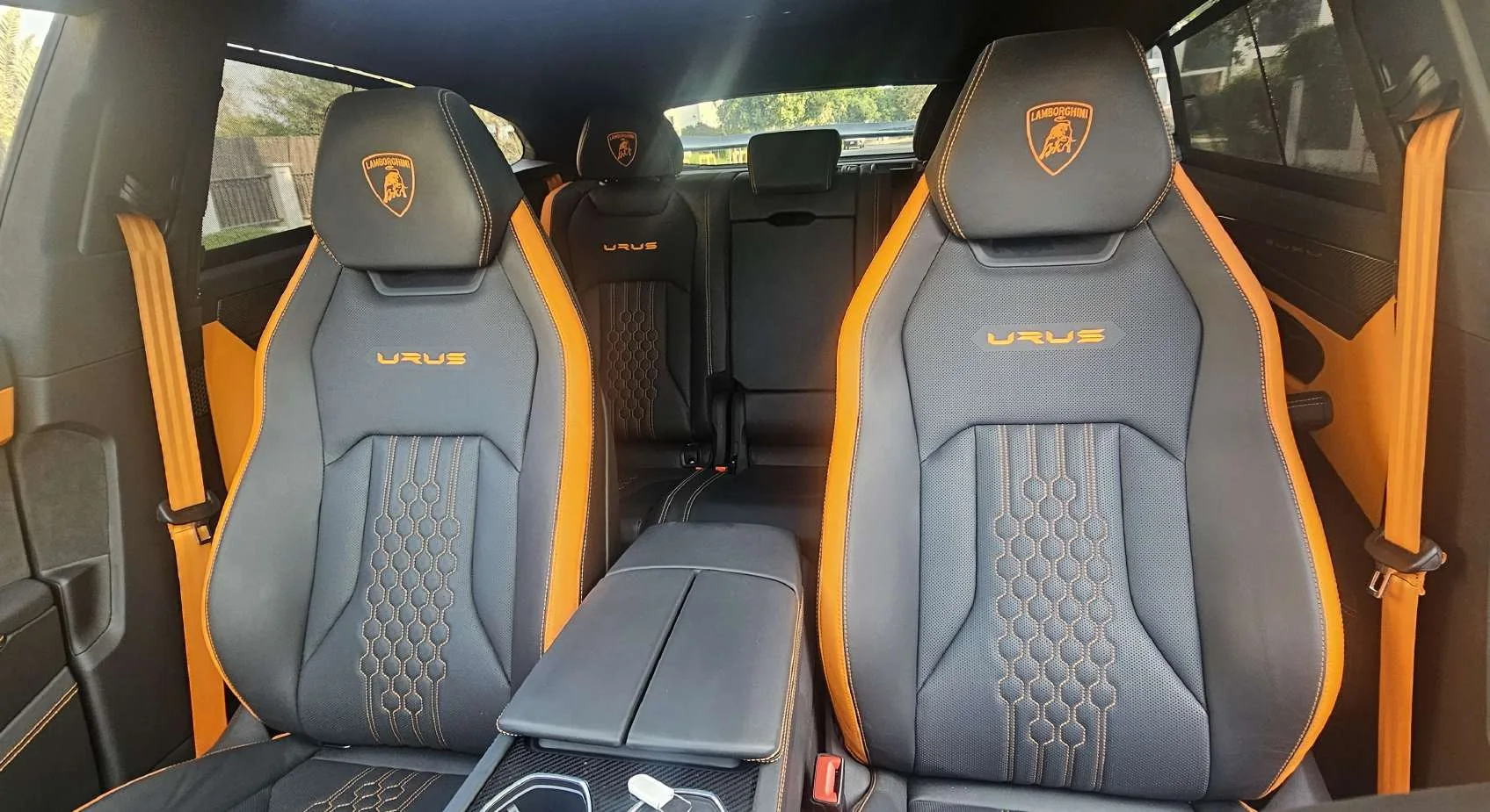 Lamborghini Urus Mansory Venatus Orange - View 7