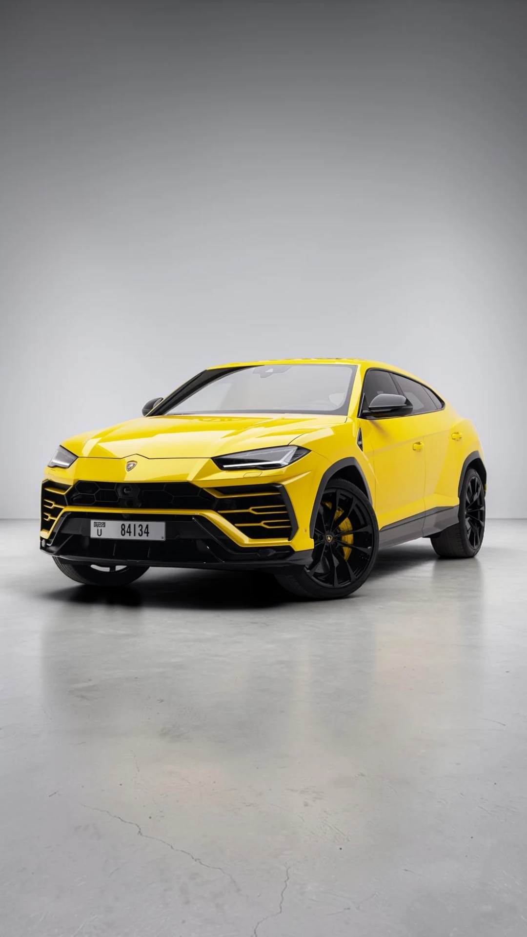 Lamborghini Urus Arancio in Dubai