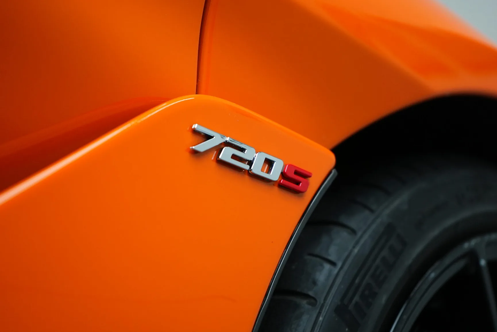 اجاره McLaren 720S Spider Orange در دبی – تصویر 7