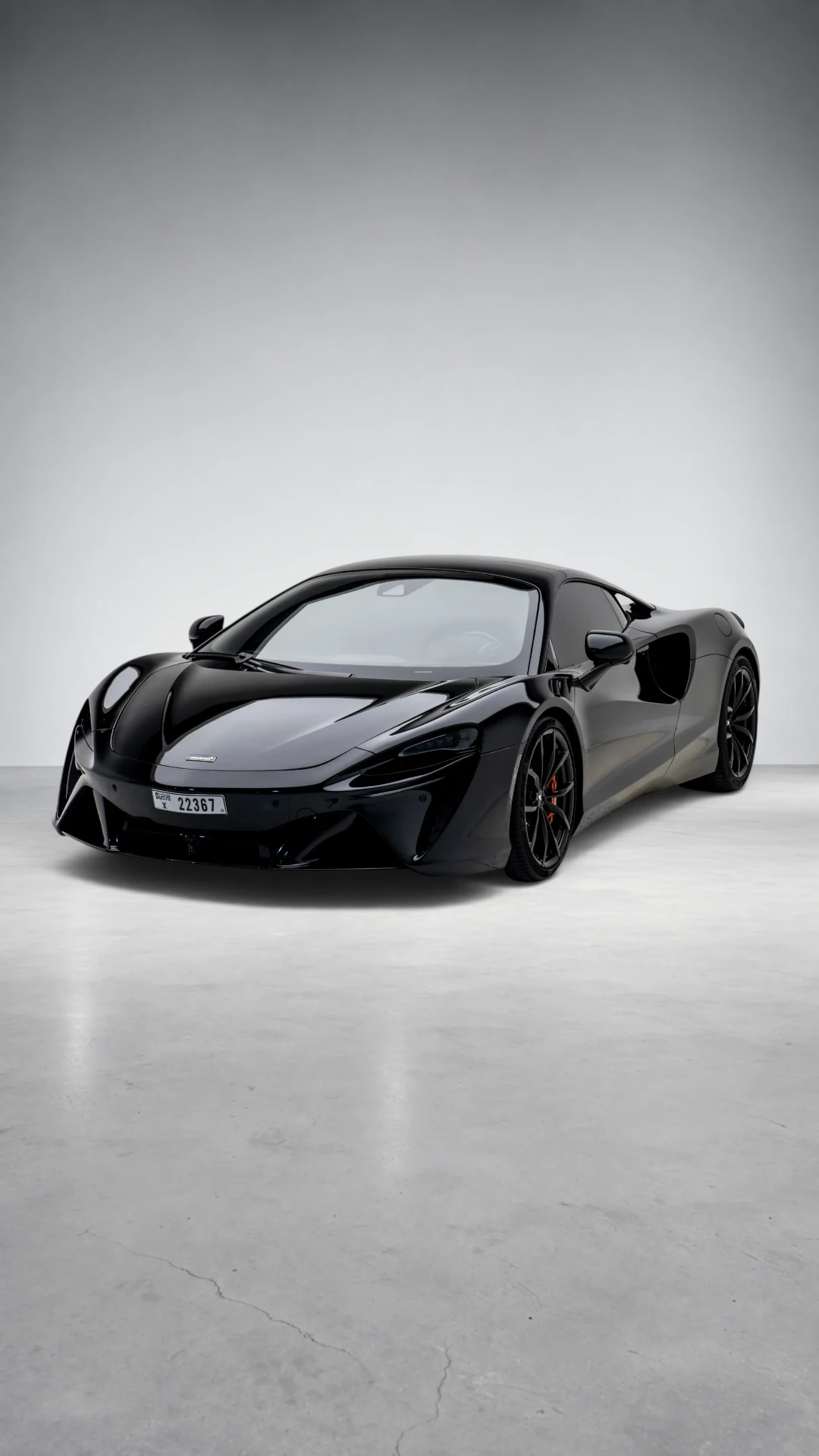 McLaren Artura Hybrid Anthracite Grey Fullbleed Shot