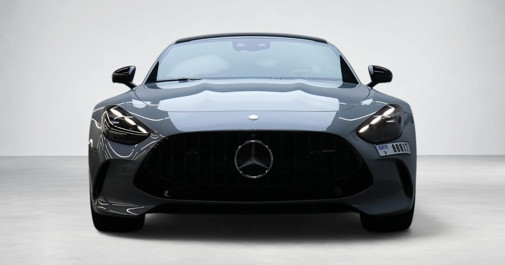 Mercedes-AMG GT 63 Coupe Grey en alquiler en Dubái – foto 3