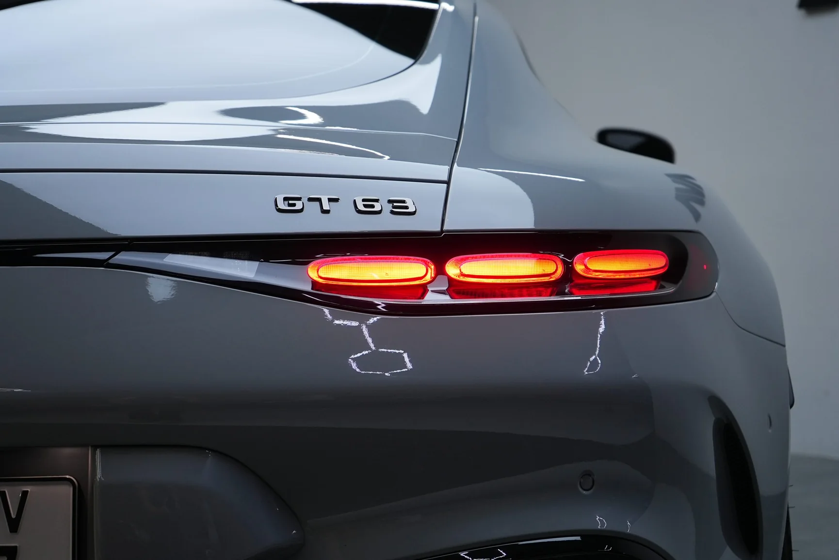 Mercedes-AMG GT 63 Coupe Grey en alquiler en Dubái – foto 7