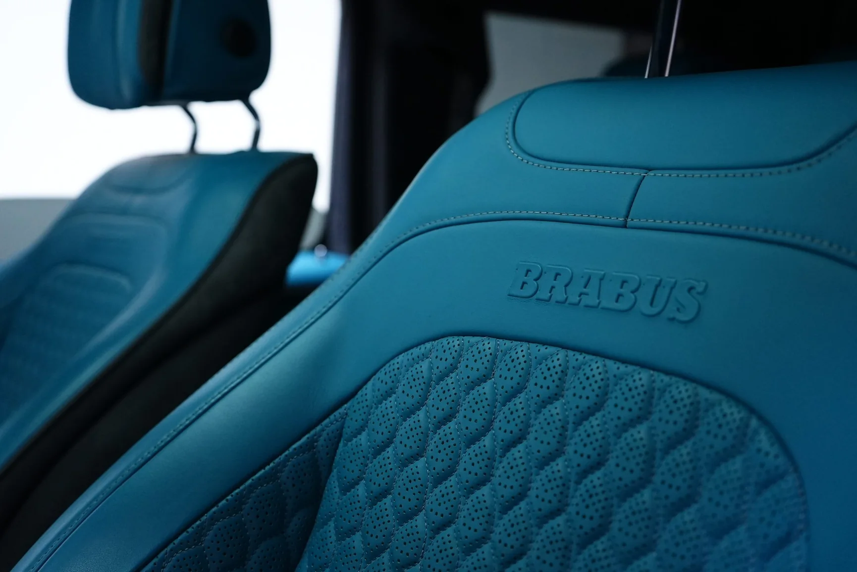 Mercedes-AMG G63 4x4² Brabus Turquoise en alquiler en Dubái – foto 13