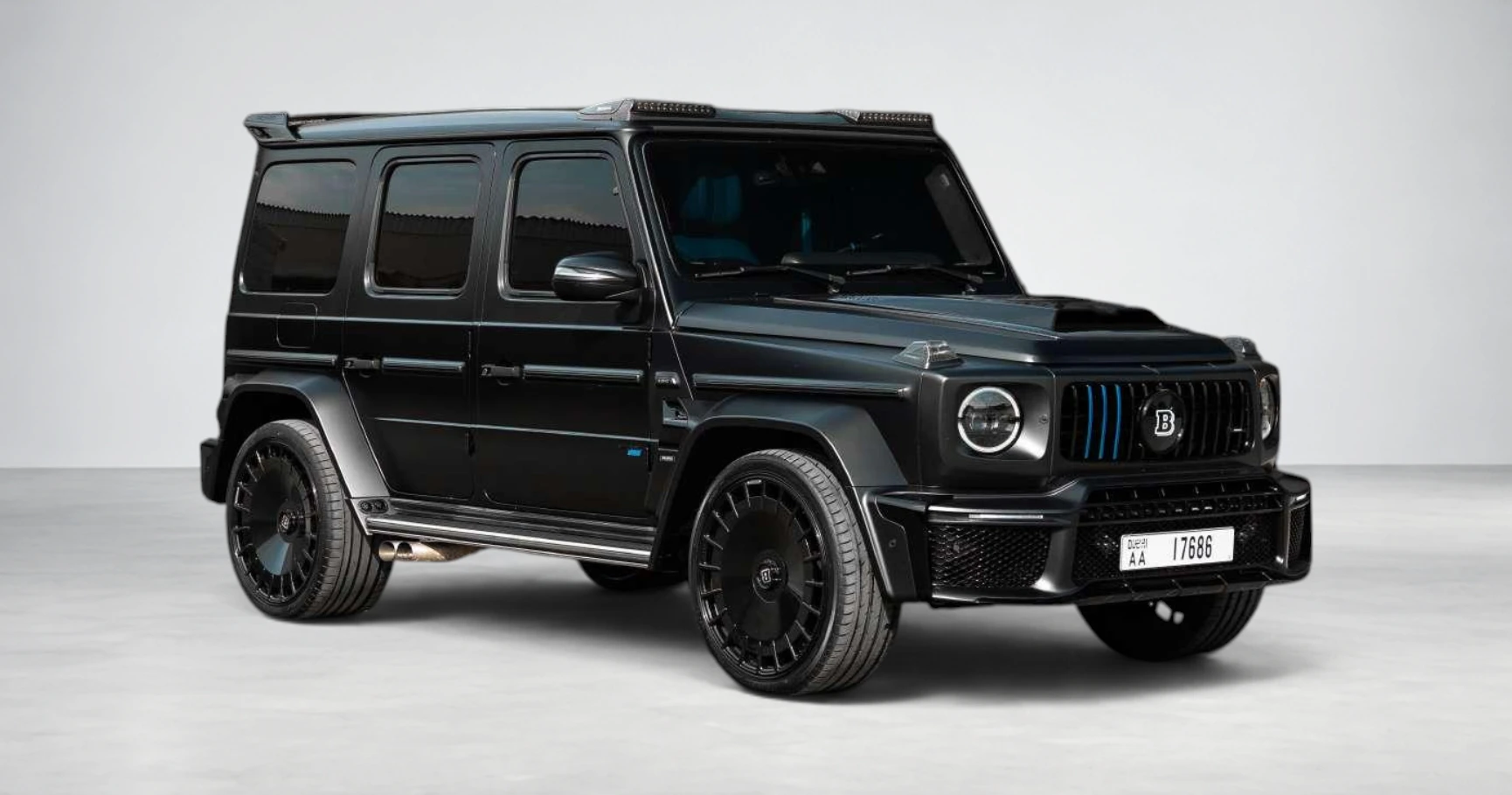 مرسيدس AMG G63 برابوس أسود مطفي للإيجار في دبي – صورة 1