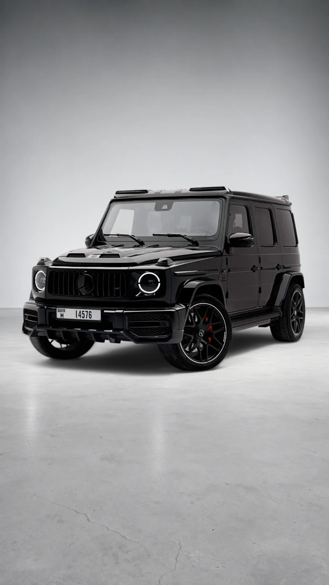 Mercedes-AMG G63 Larte Design Edition Carbon Black Fullbleed Shot