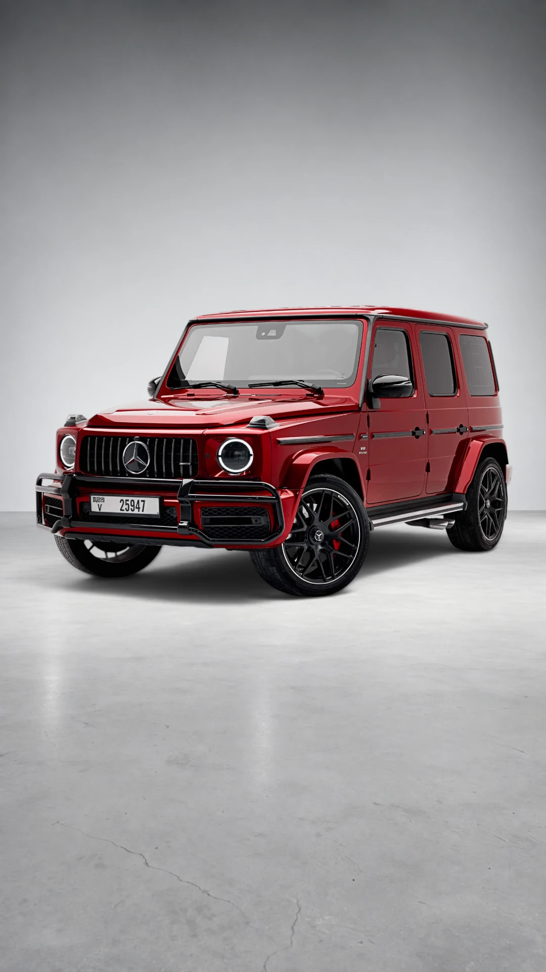 Mercedes-AMG G63 Designo Hyacinth Red Fullbleed Shot