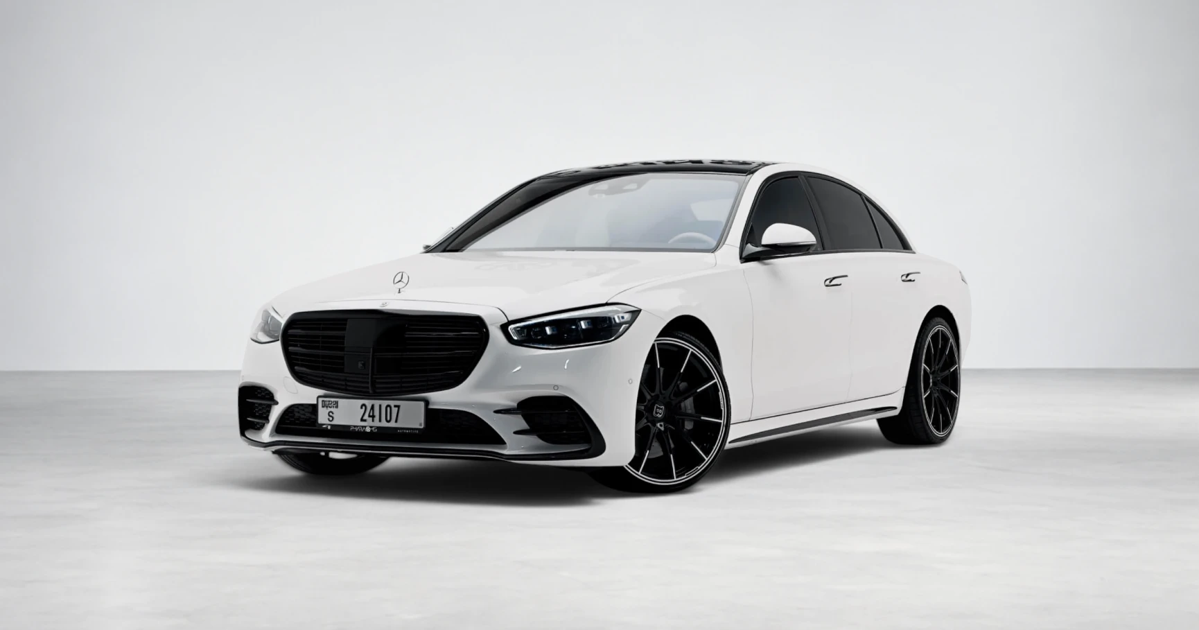 Mercedes-Benz S500 Diamond White View 1