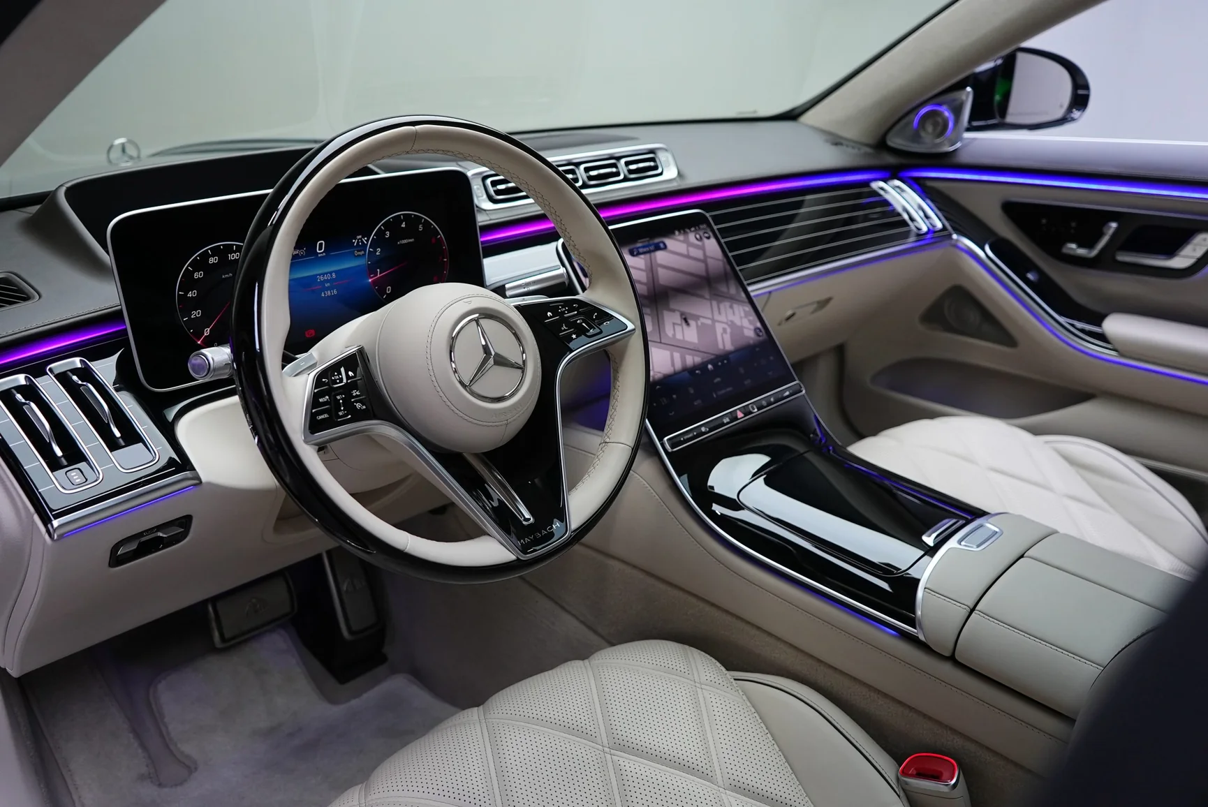 Mercedes-Maybach S680 Two-Tone - View 8
