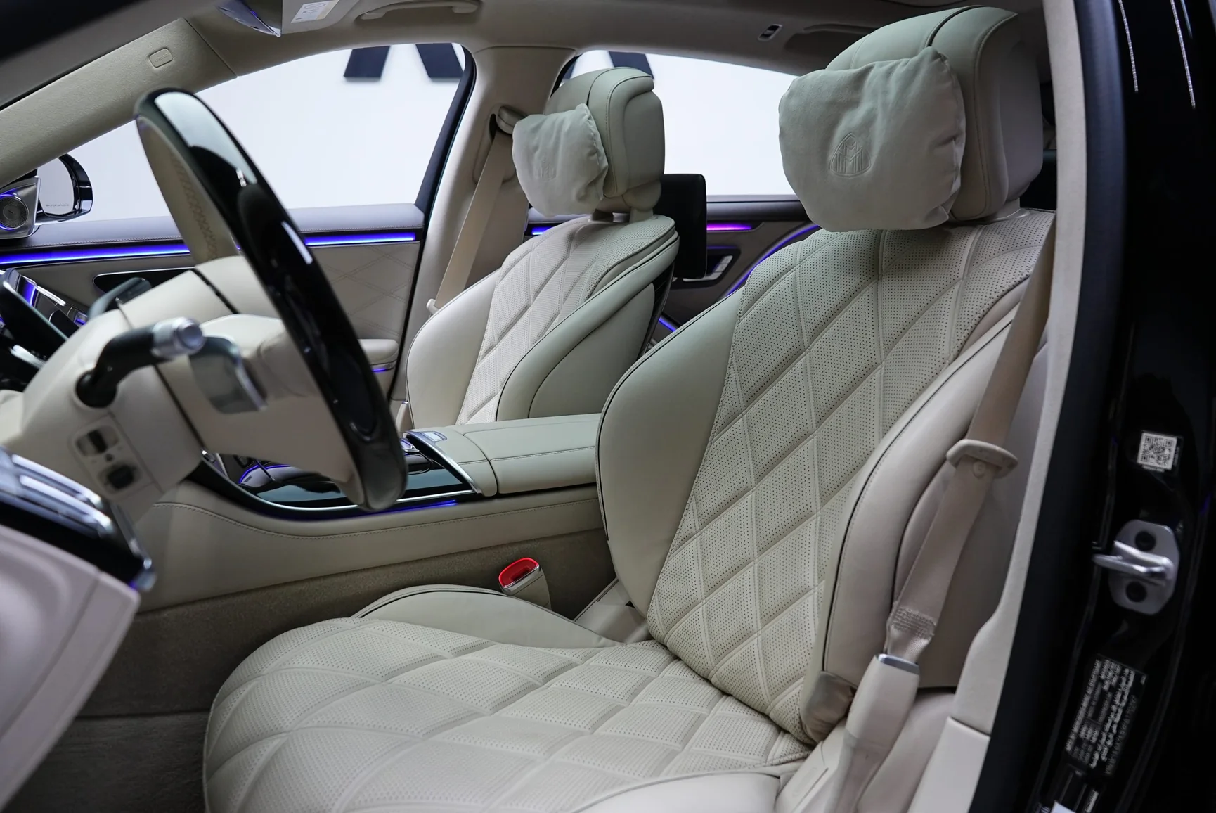 Mercedes-Maybach S680 Two-Tone - View 9
