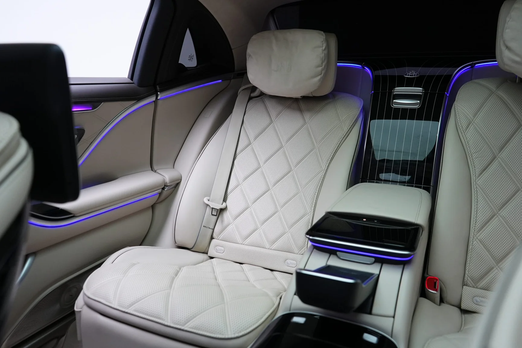 Mercedes-Maybach S680 Two-Tone - View 11