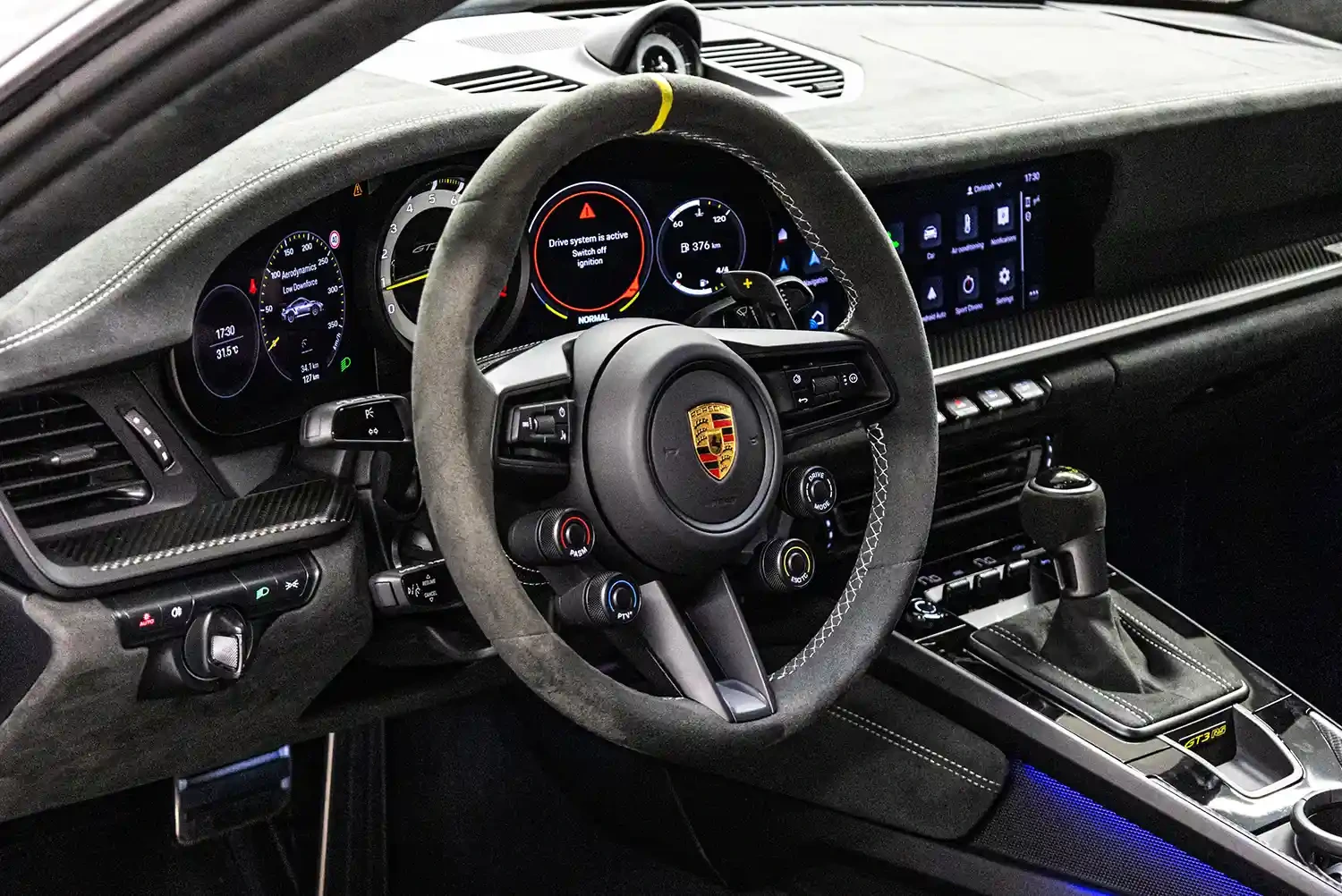 اجاره Porsche 911 GT3 RS Weissach Package Silver در دبی – تصویر 5
