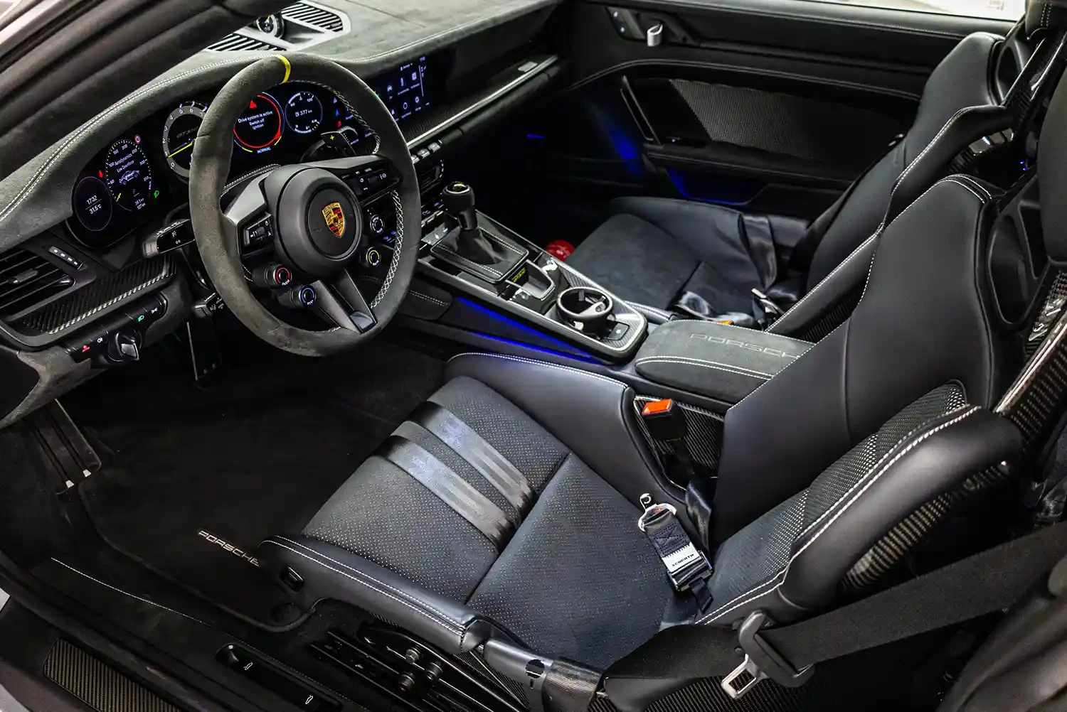 اجاره Porsche 911 GT3 RS Weissach Package Silver در دبی – تصویر 4