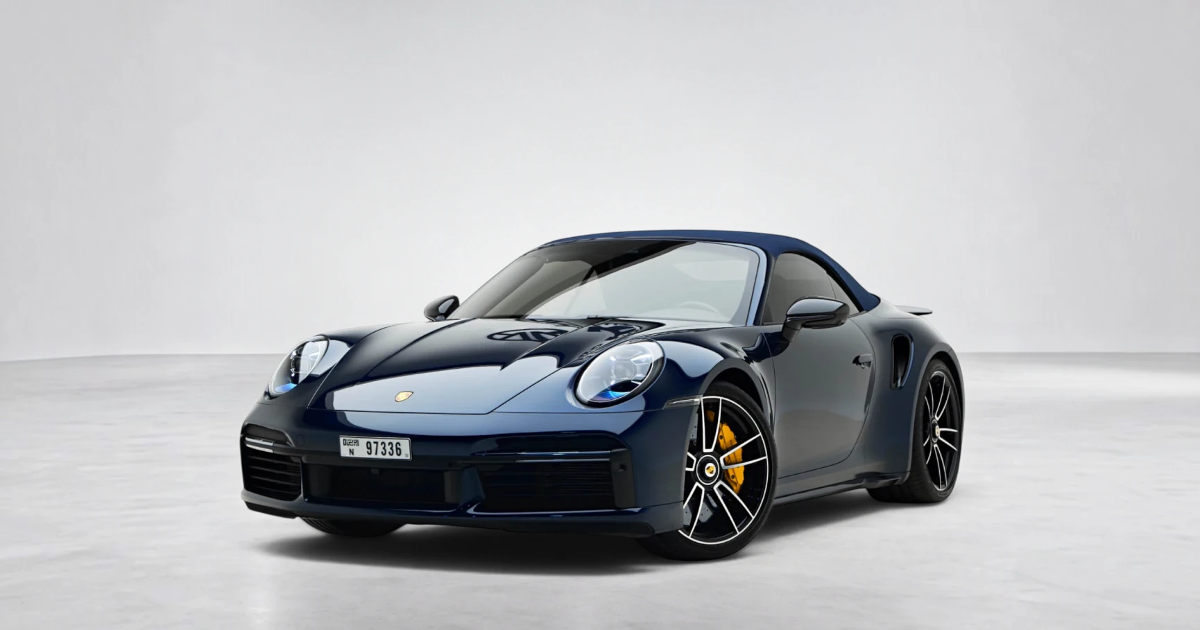 Porsche 911 Turbo S Cabriolet Arctic Blue - View 2