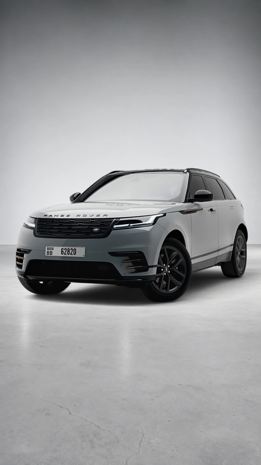 Range Rover Velar Eiger Grey in Dubai