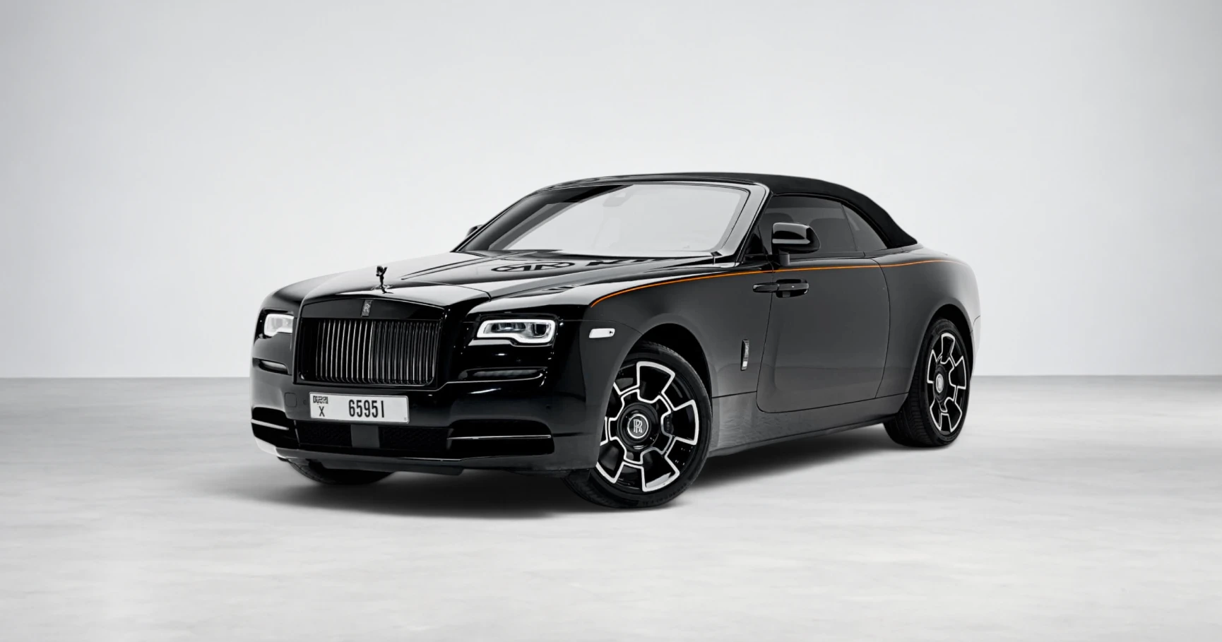 Rolls-Royce Dawn Black Badge Diamond Black View 3